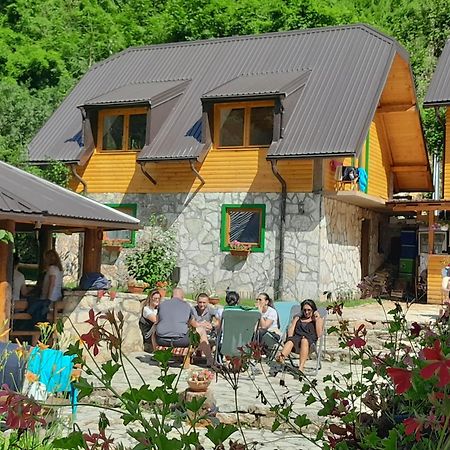 Rafting Camp Encijan Otel Foca Dış mekan fotoğraf
